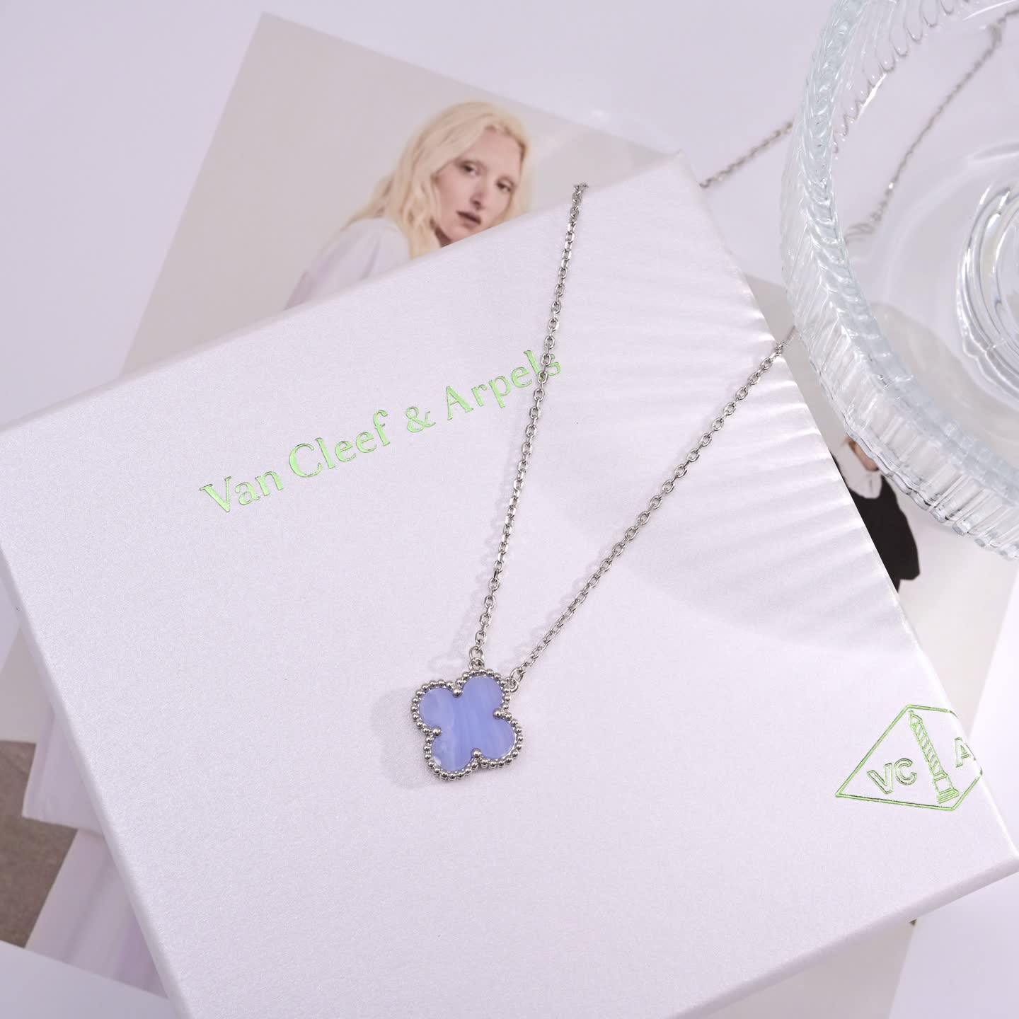 Van Cleef & Arpels Max Mara Clover-Shaped Pendant Necklace
